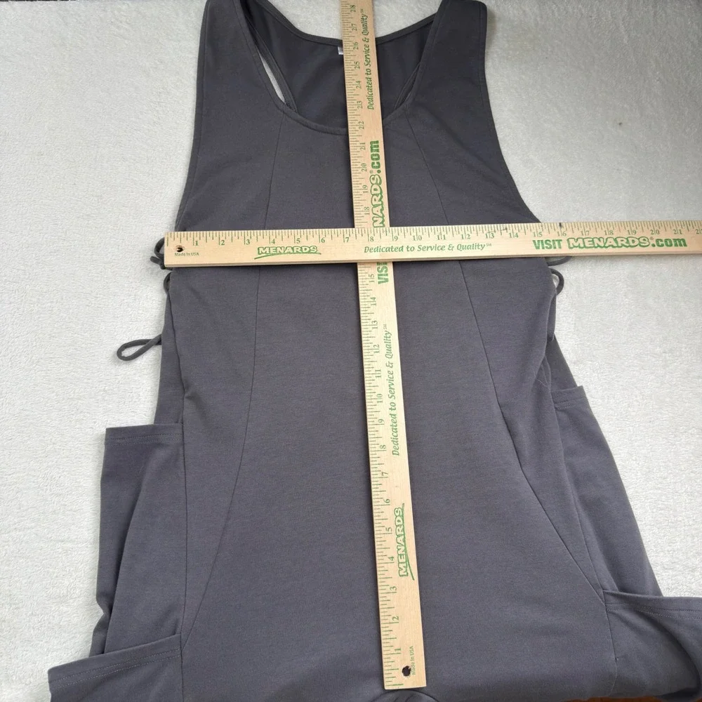 Unbranded sleeveless cargo